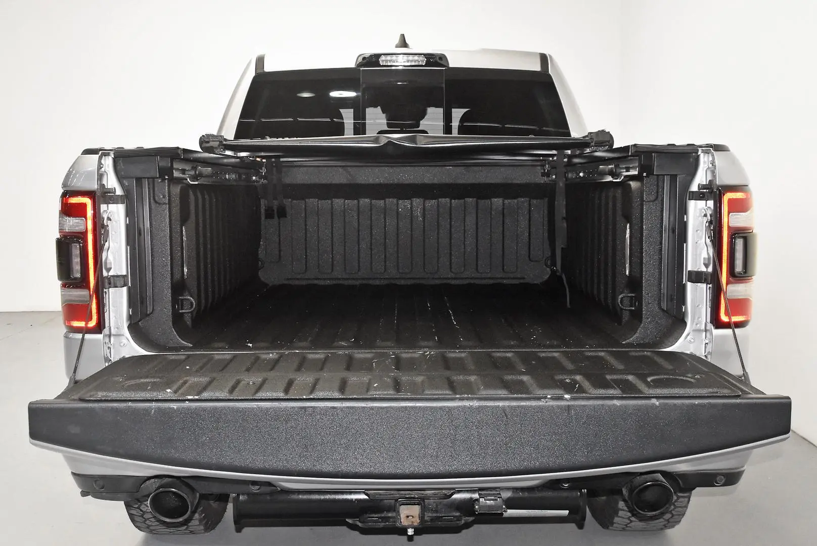 2024 RAM 1500 Gallery Image 24