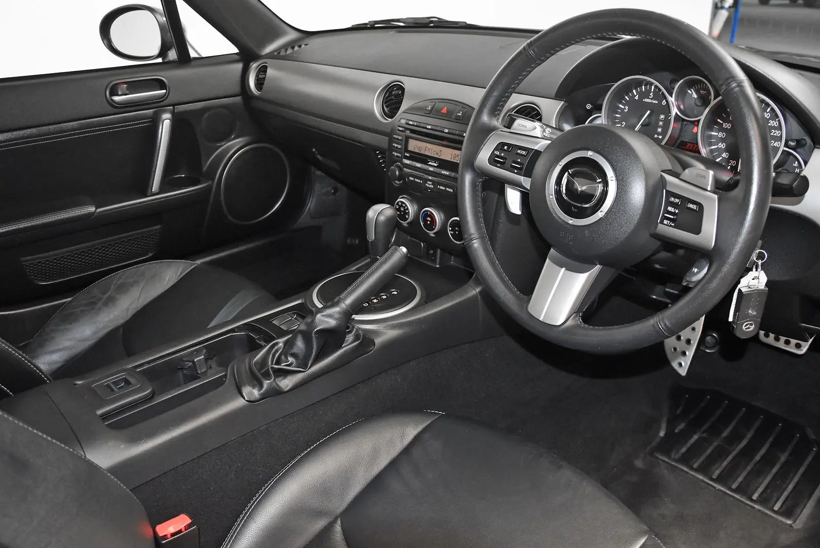 2012 Mazda Mx-5 Gallery Image 11