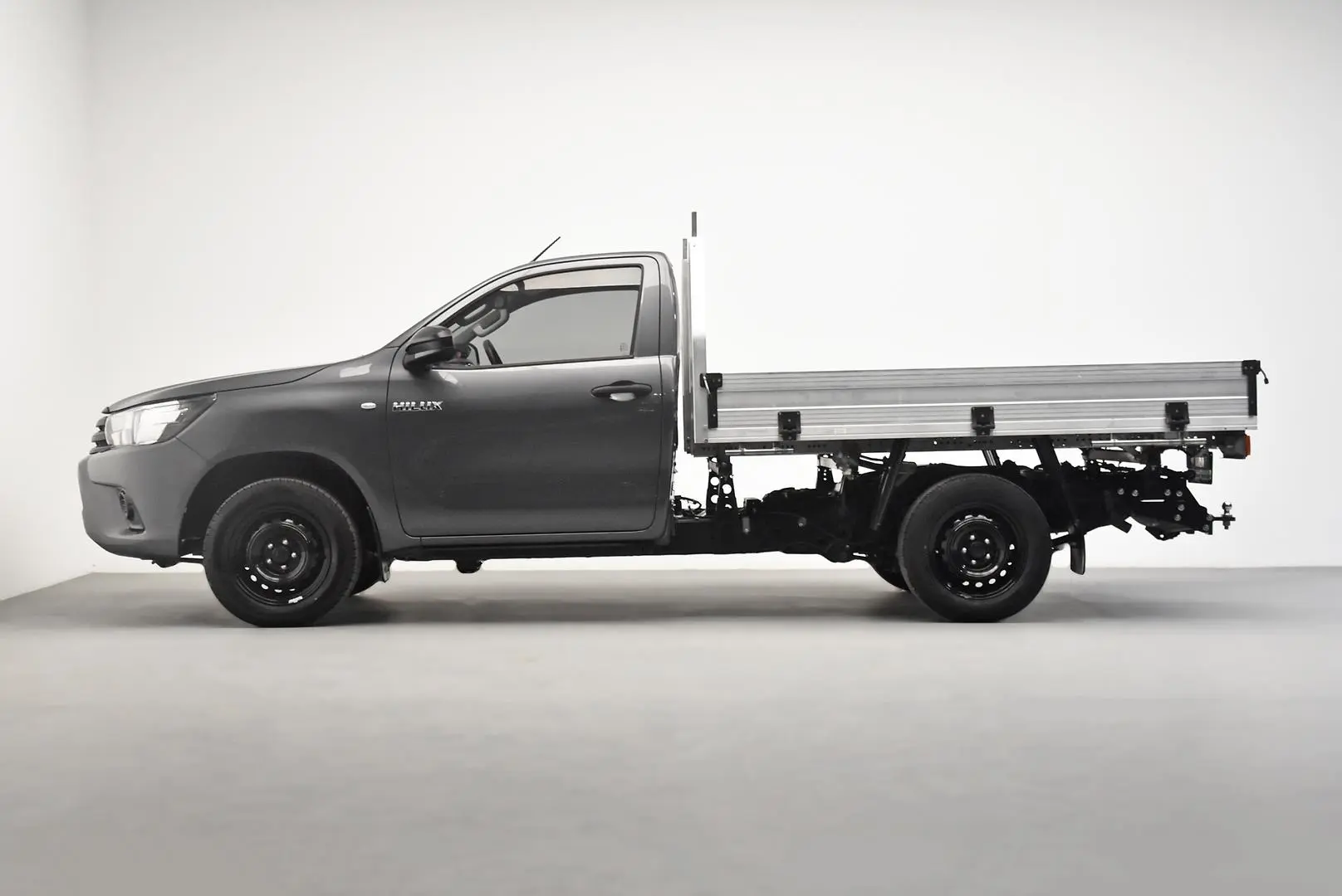 2018 Toyota Hilux Gallery Image 4