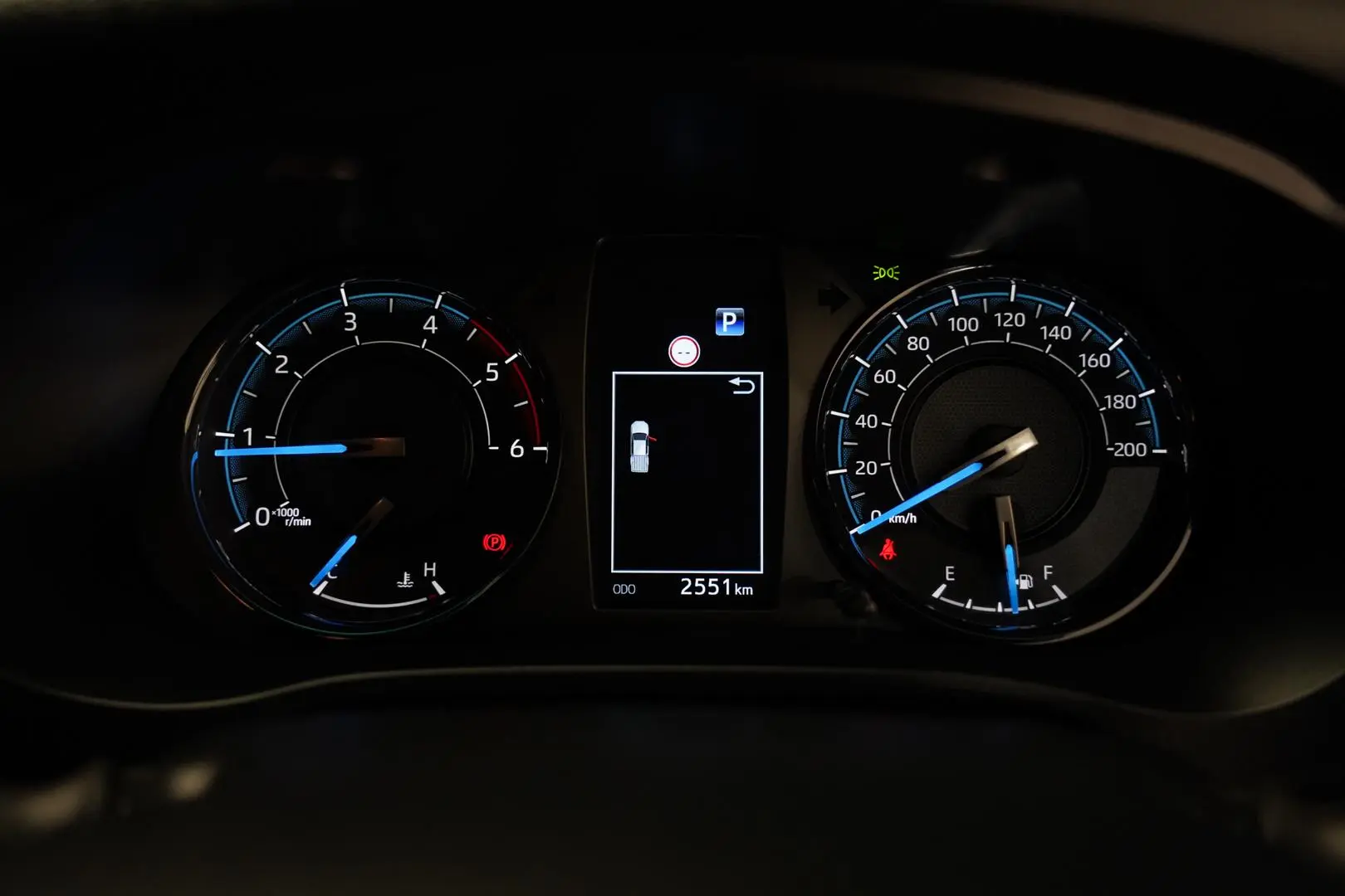 2024 Toyota Hilux Gallery Image 12