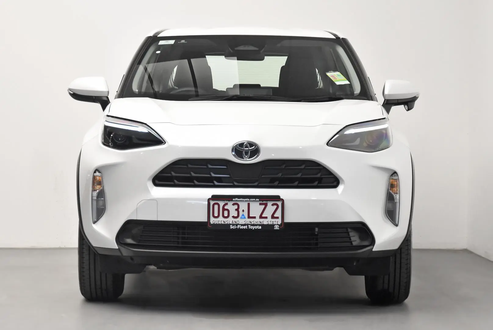 2024 Toyota Yaris Cross Gallery Image 2