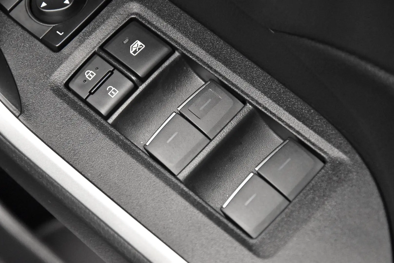 2024 Toyota RAV4 Gallery Image 10