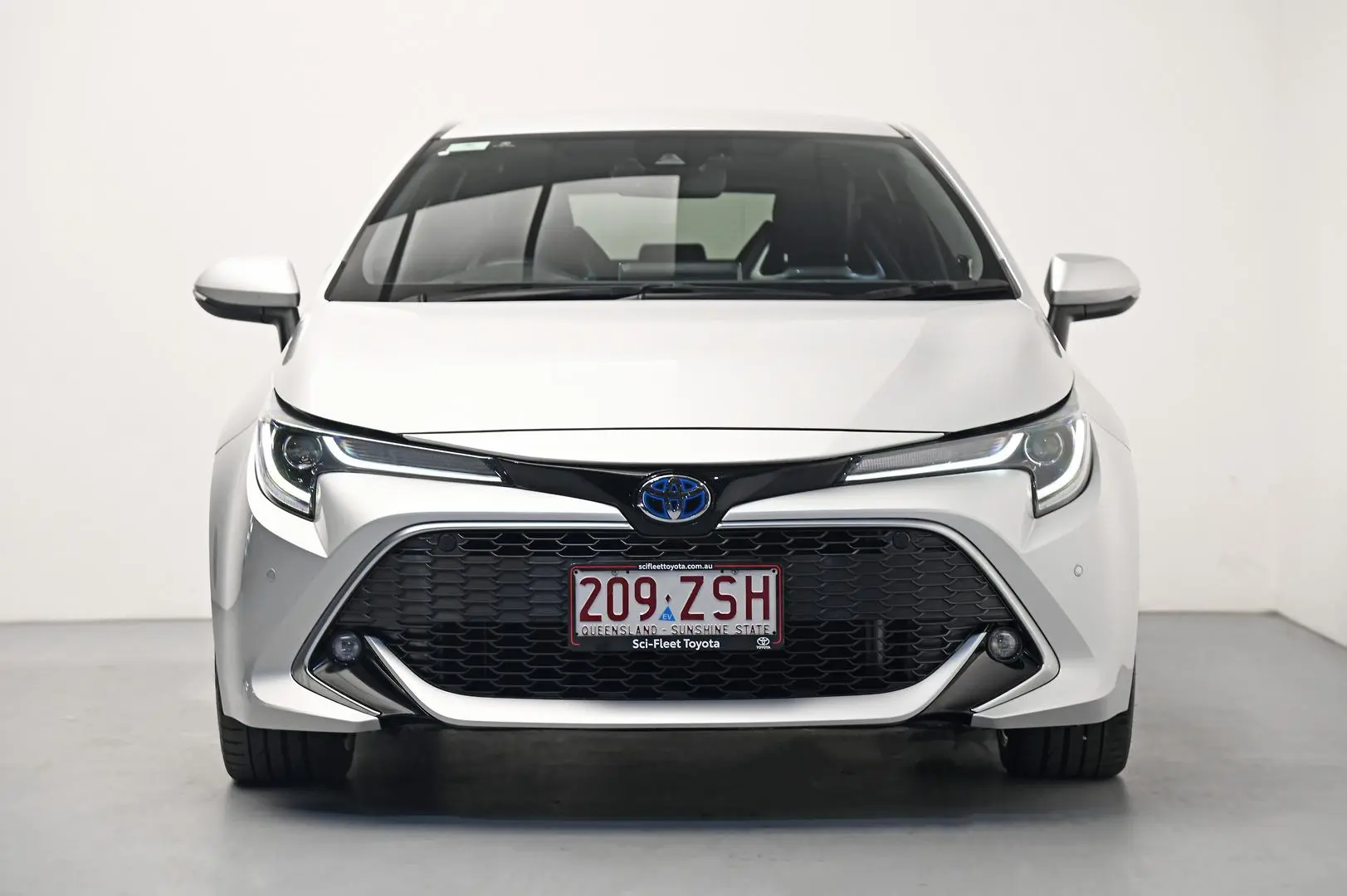 2020 Toyota Corolla Gallery Image 2