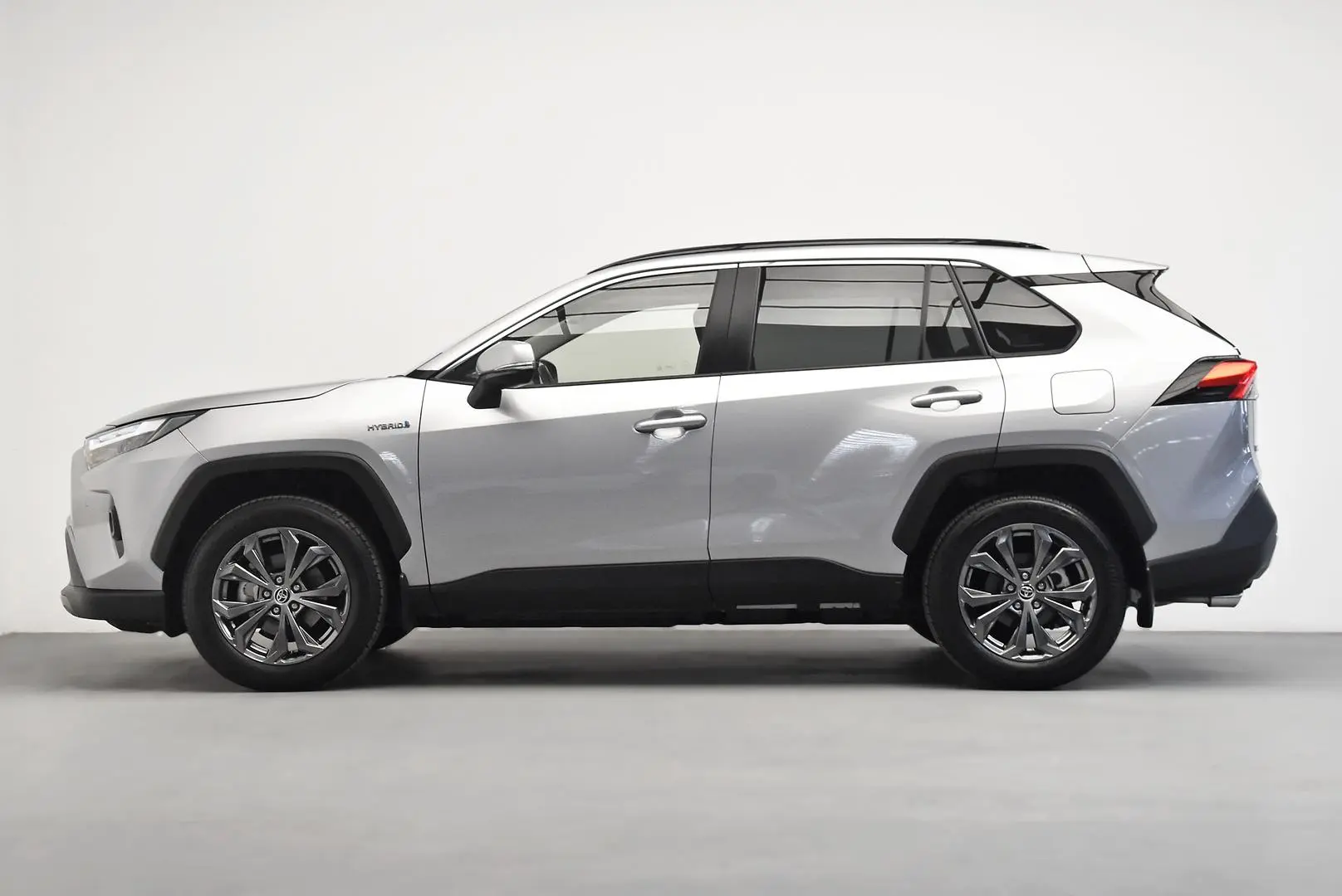 2024 Toyota RAV4 Gallery Image 4