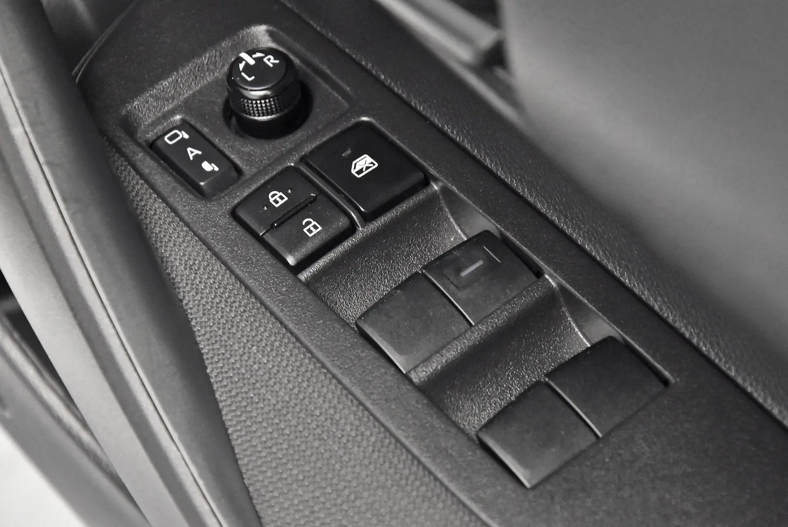 2024 Toyota Corolla Gallery Image 10