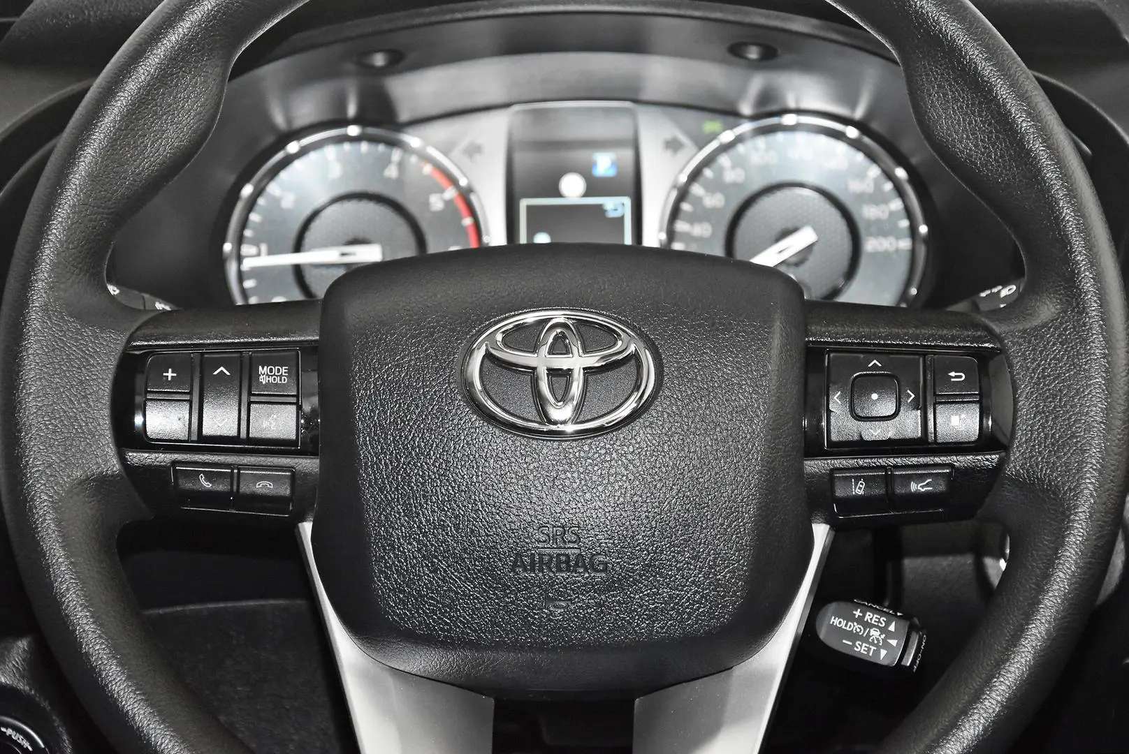 2024 Toyota Hilux Gallery Image 16