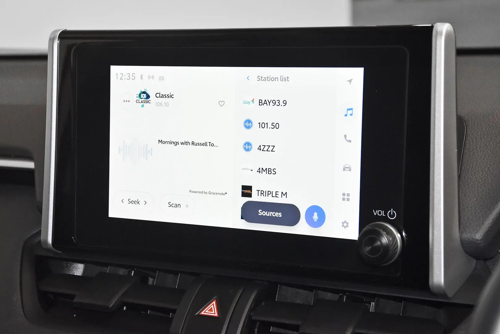 2024 Toyota RAV4 Gallery Image 12