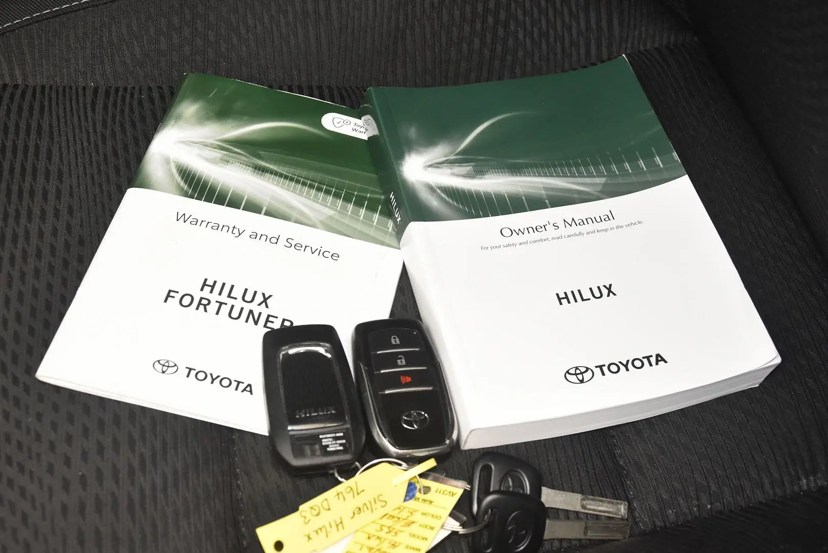 2021 Toyota Hilux Gallery Image 20