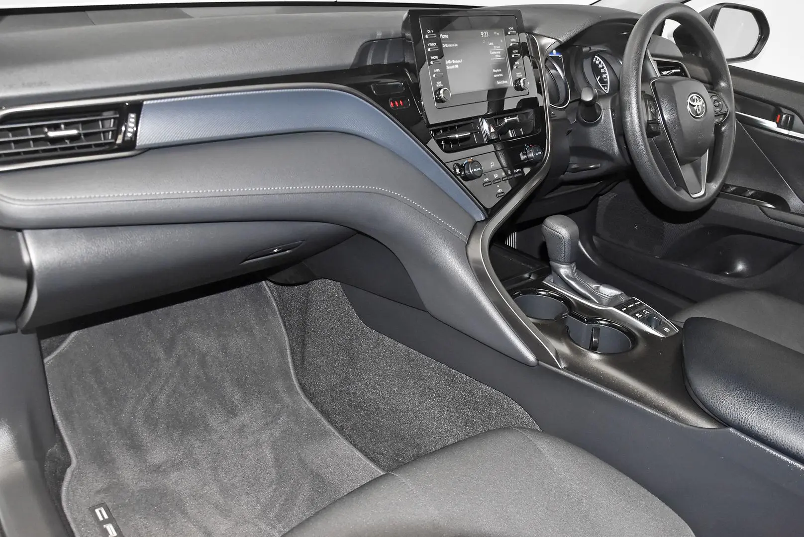 2024 Toyota Camry Gallery Image 16