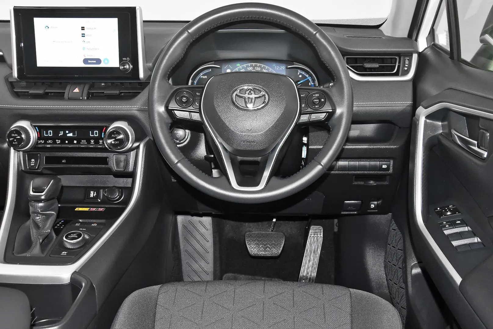 2024 Toyota RAV4 Gallery Image 15