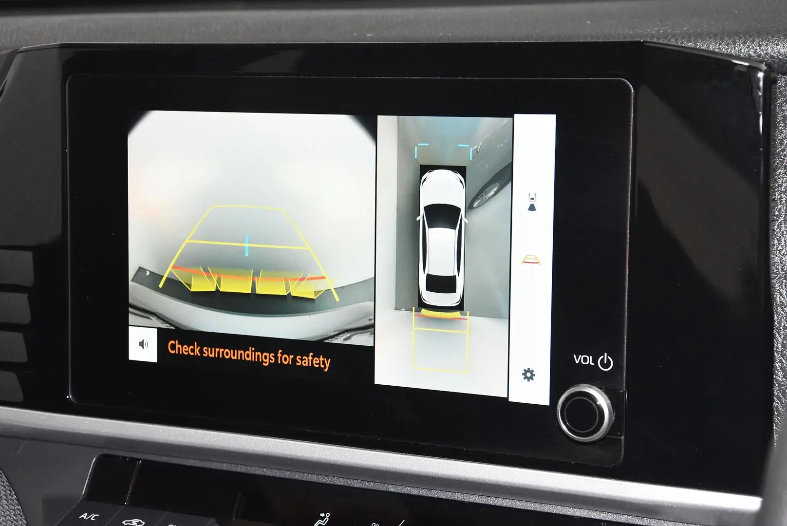 2024 Toyota Camry Gallery Image 12