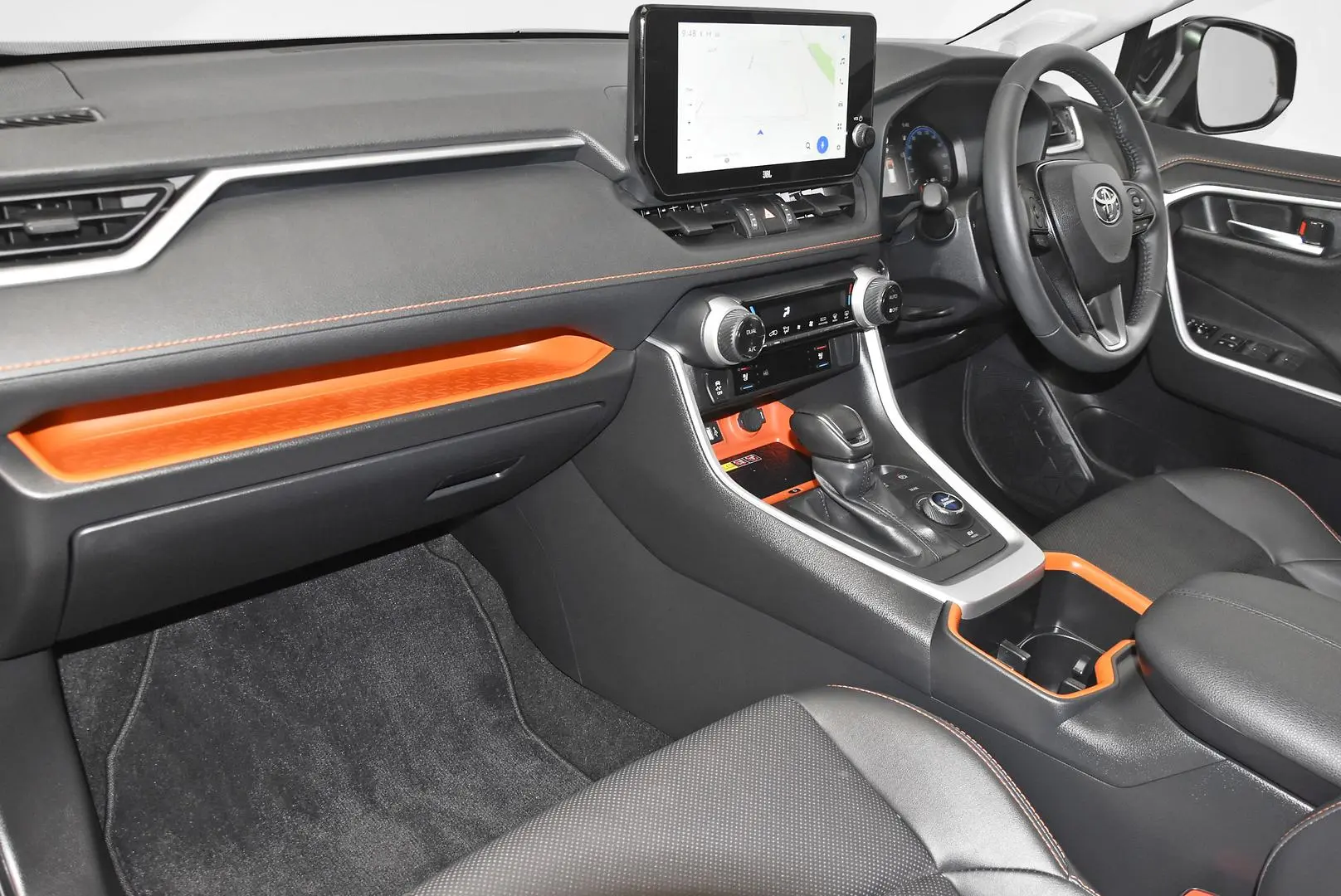 2024 Toyota RAV4 Gallery Image 17