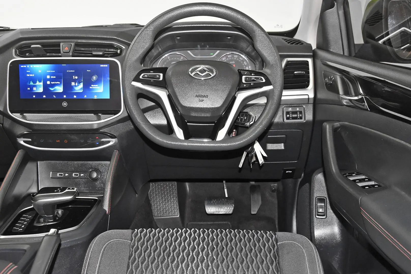 2022 LDV T60 Gallery Image 13