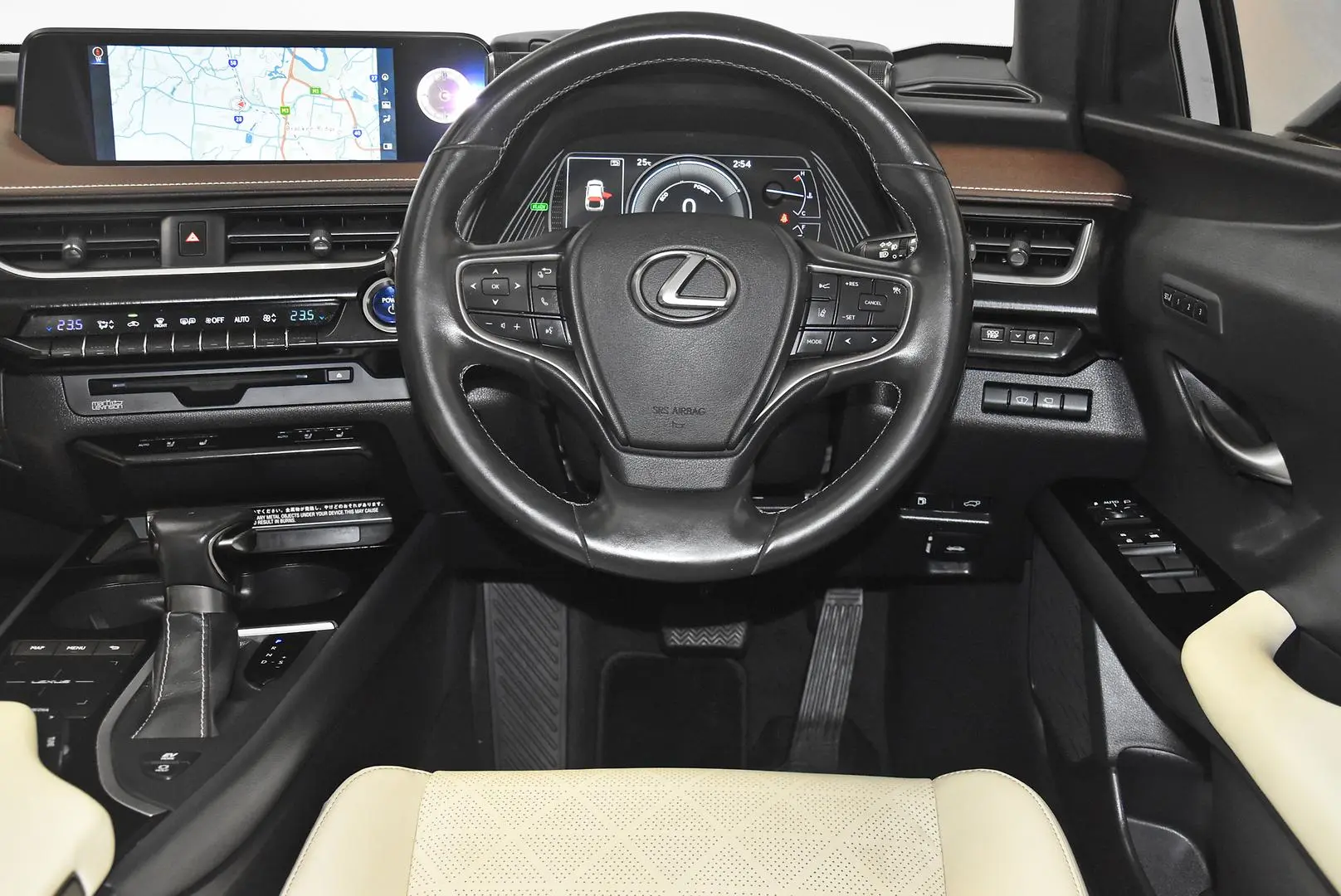 2019 Lexus UX Gallery Image 14