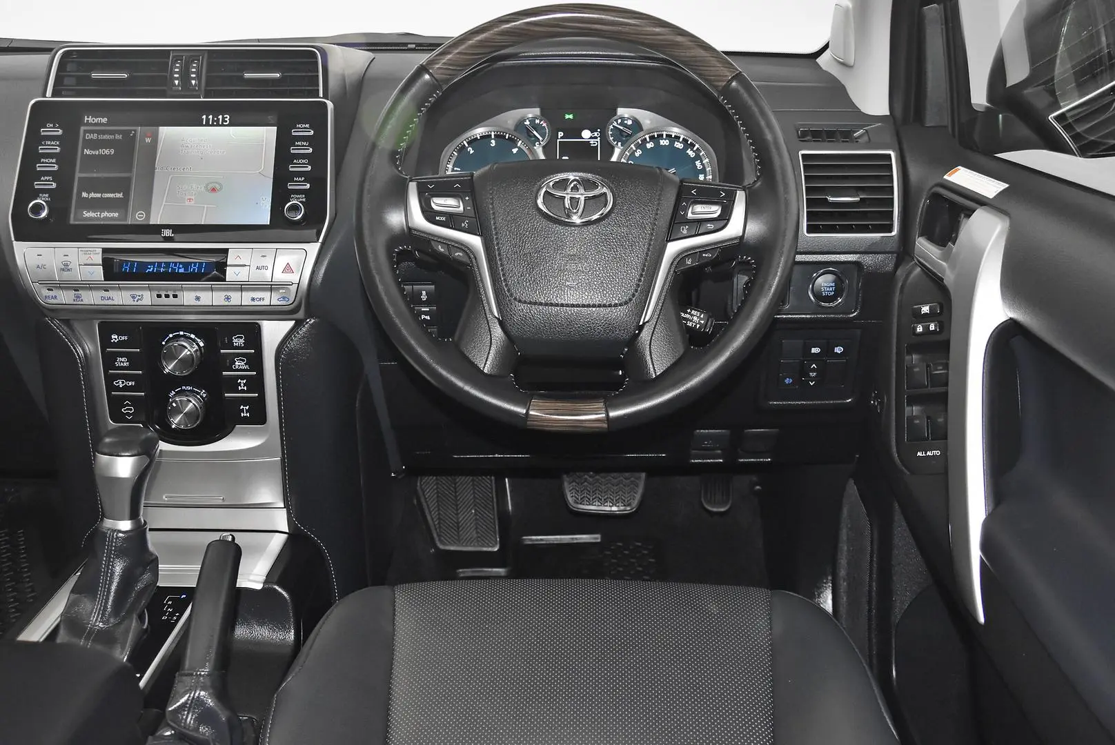 2023 Toyota Landcruiser Prado Gallery Image 15