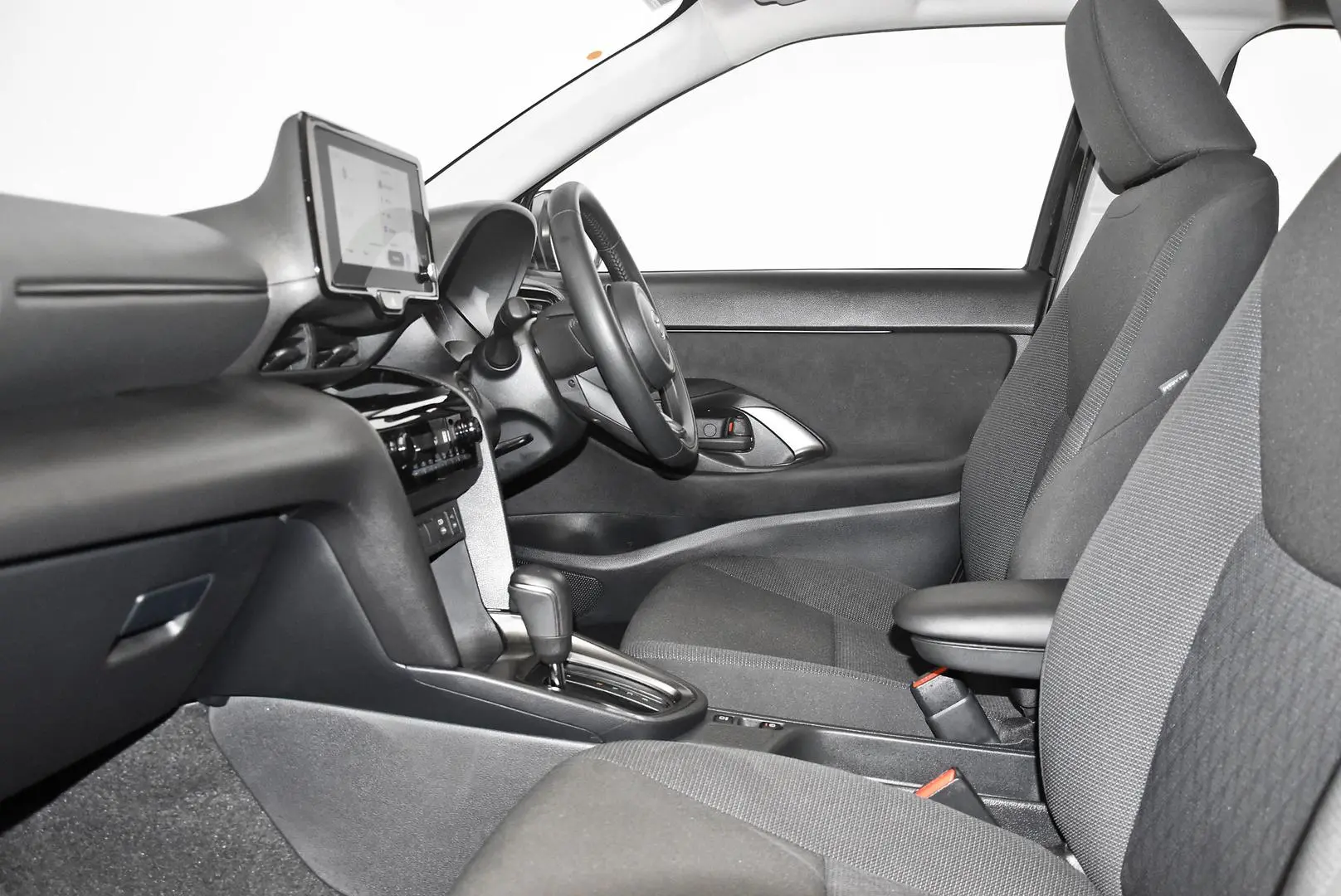 2024 Toyota Yaris Cross Gallery Image 18