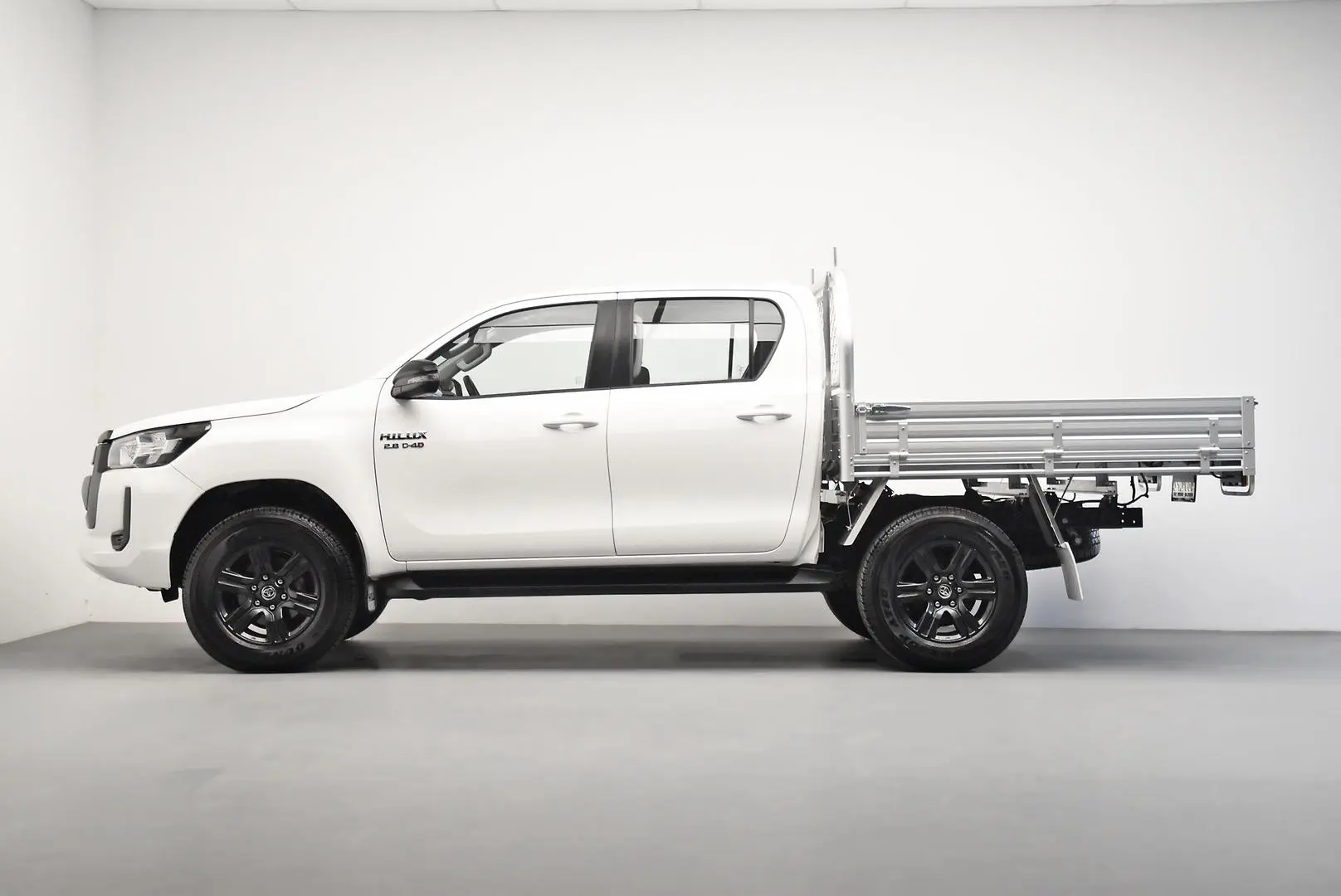 2023 Toyota Hilux Gallery Image 4