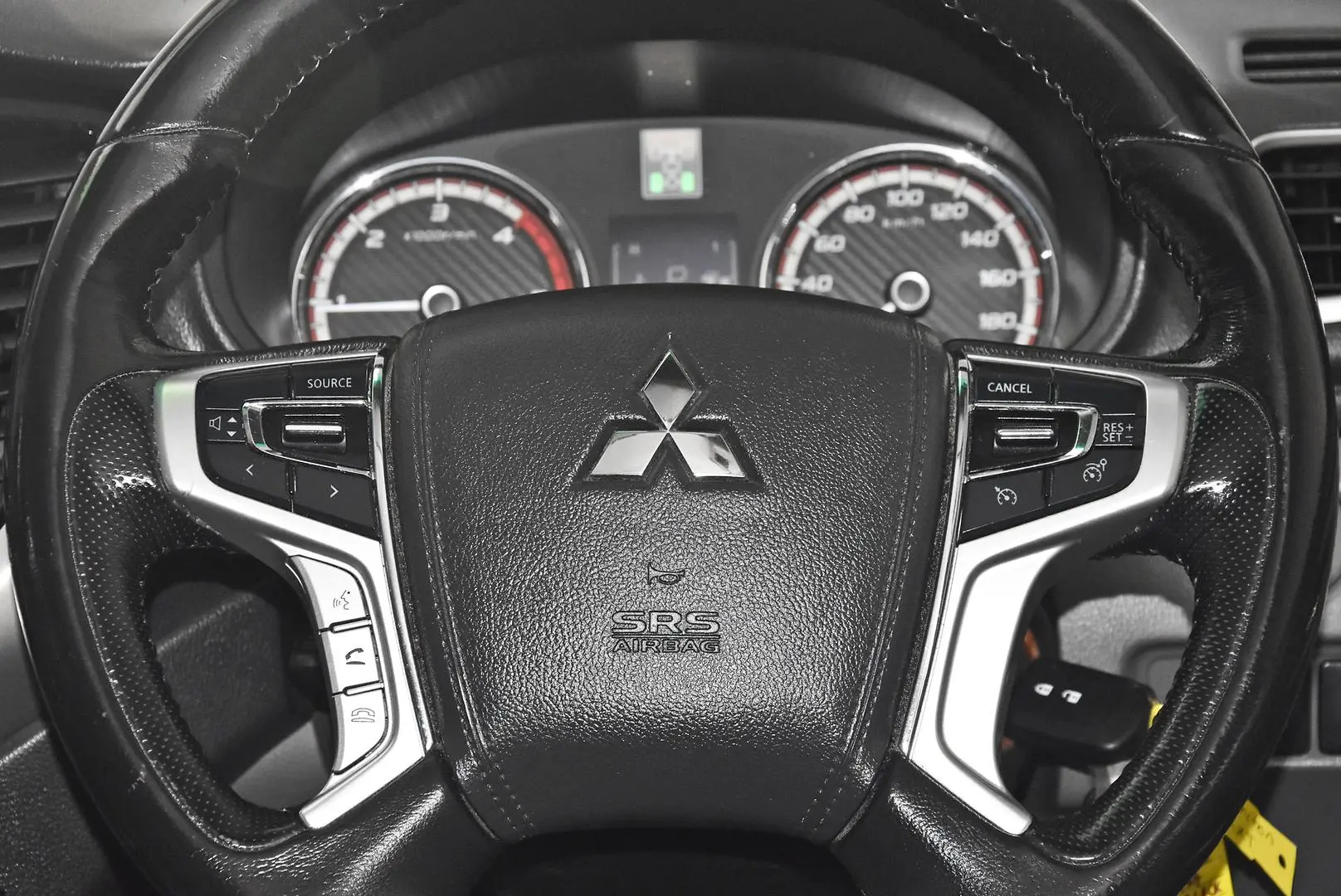 2017 Mitsubishi Triton Gallery Image 16