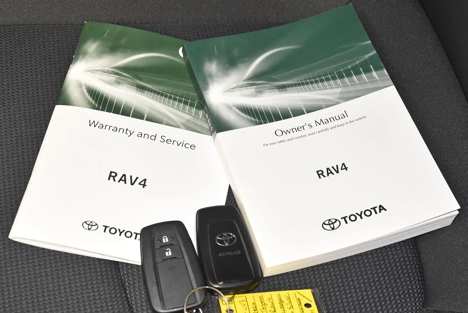 2024 Toyota RAV4 Gallery Image 20