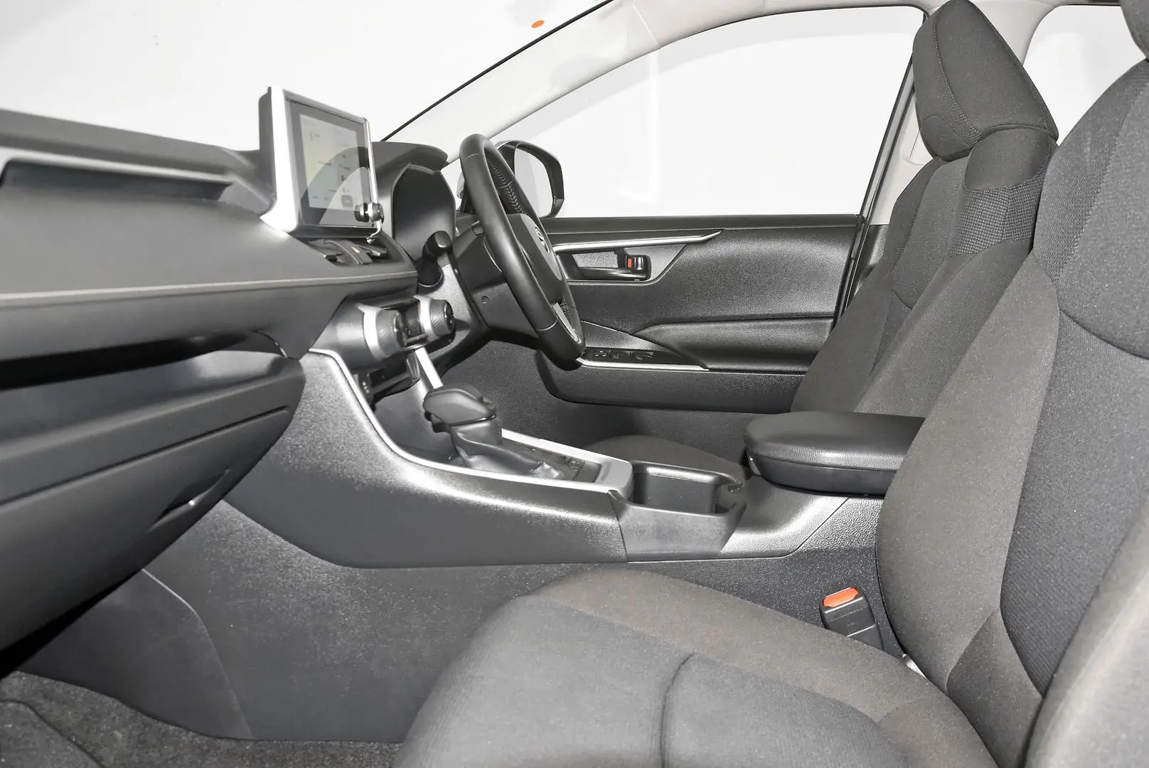 2025 Toyota RAV4 Gallery Image 18