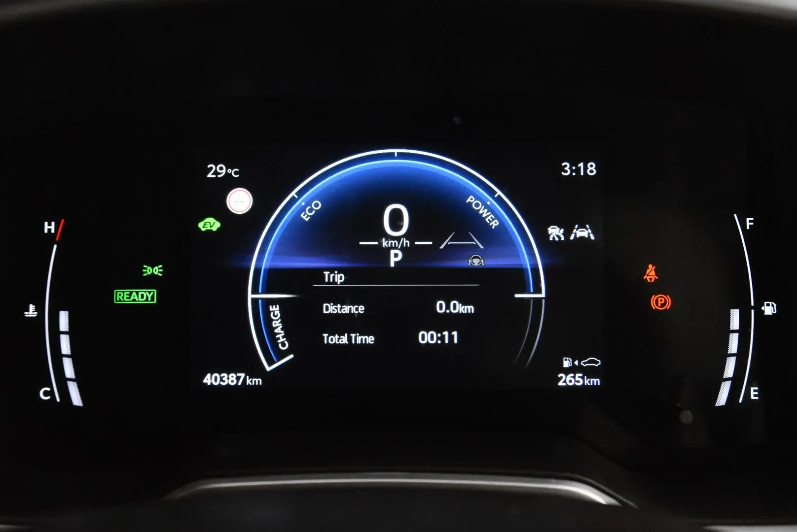 2023 Toyota Corolla Cross Gallery Image 11