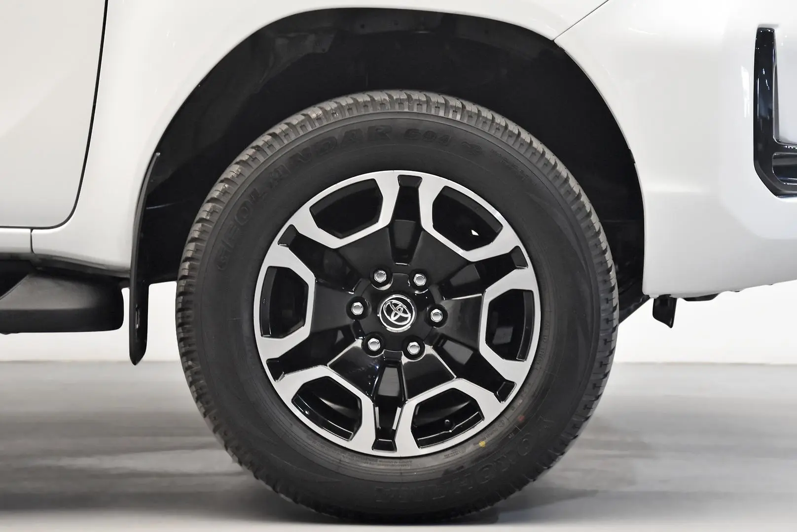 2023 Toyota Hilux Gallery Image 22