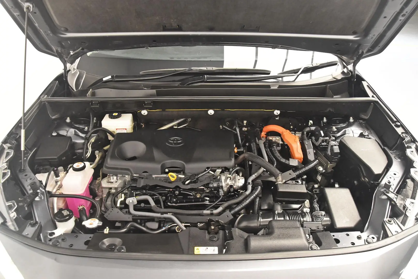 2022 Toyota RAV4 Gallery Image 24