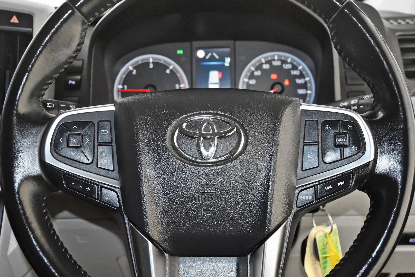 2023 Toyota Hiace Gallery Image 14