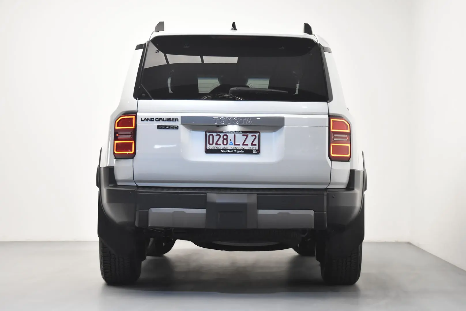 2024 Toyota Landcruiser Prado Gallery Image 6