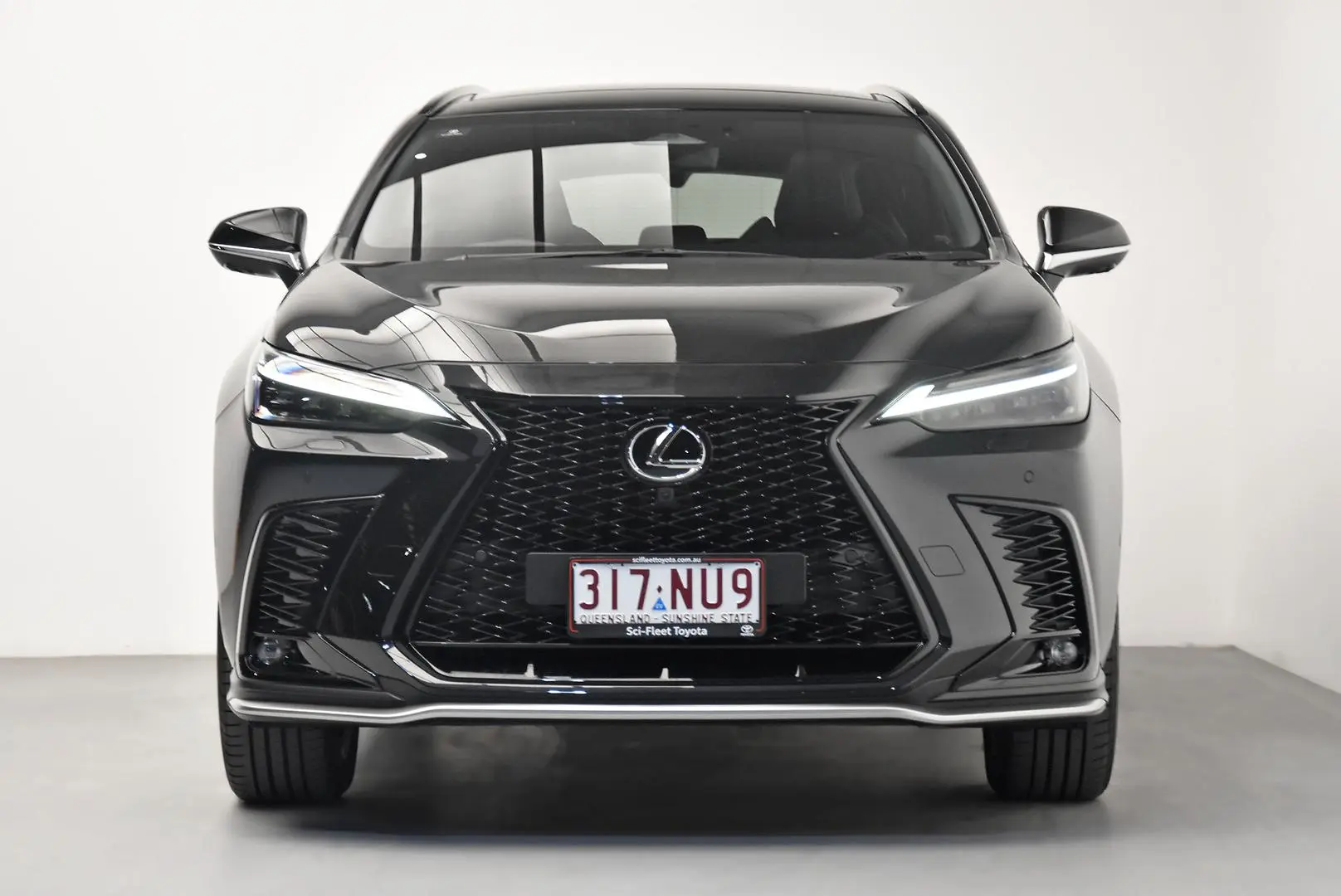 2022 Lexus NX Gallery Image 2