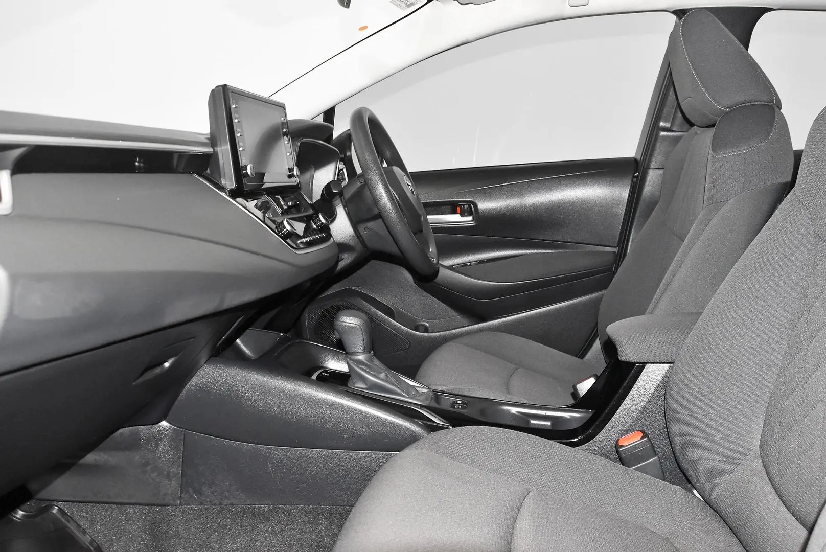 2021 Toyota Corolla Gallery Image 17