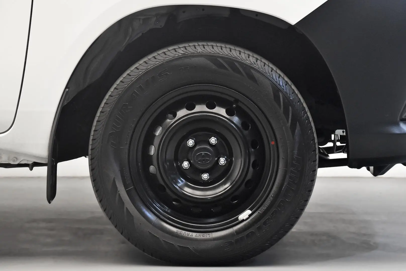 2025 Toyota Hilux Gallery Image 22