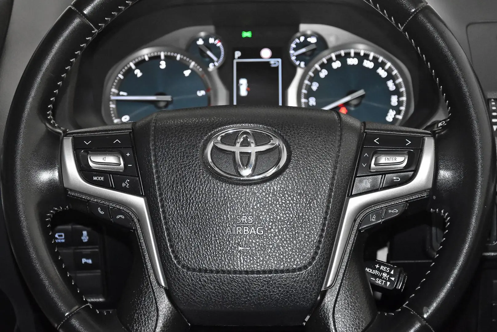 2021 Toyota Landcruiser Prado Gallery Image 14