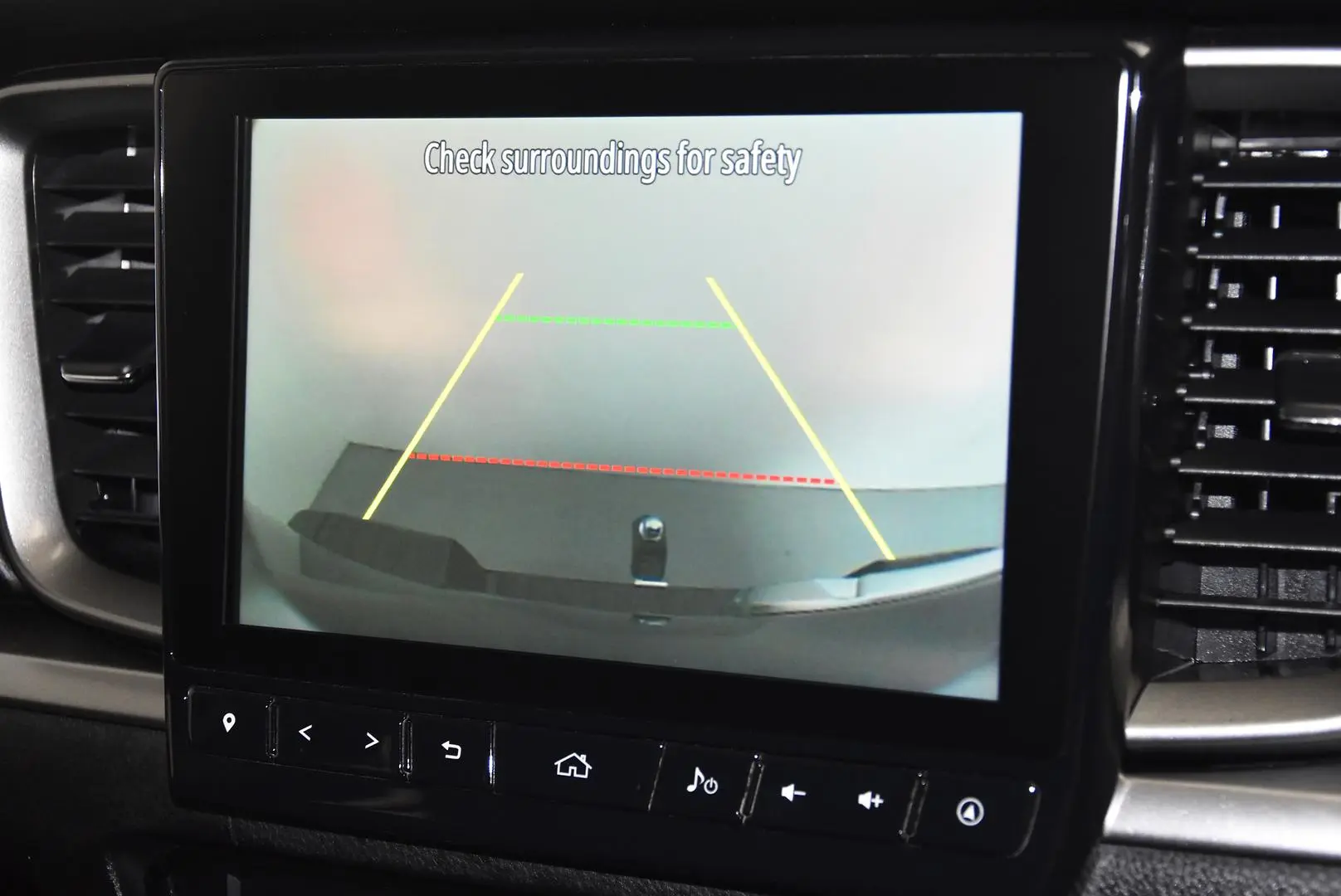 2020 Mazda BT-50 Gallery Image 12