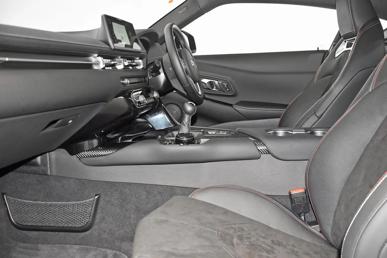 2024 Toyota Supra Gallery Image 17