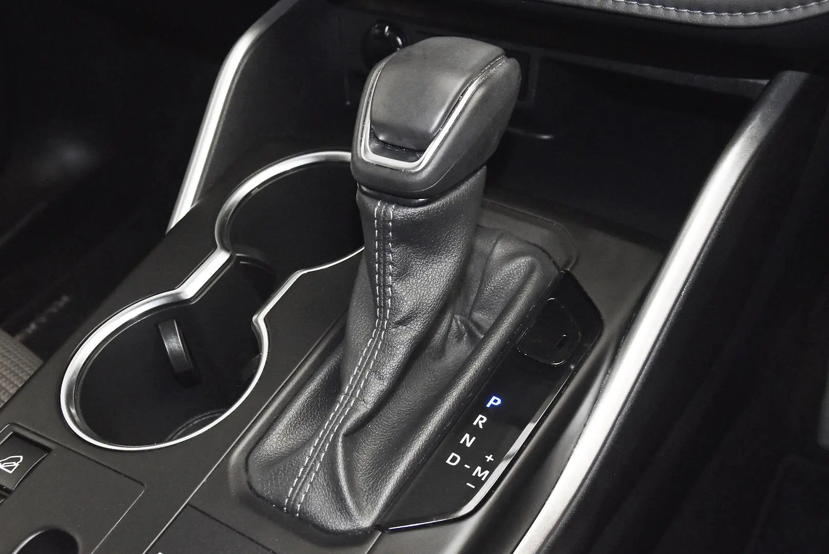 2025 Toyota Kluger Gallery Image 13