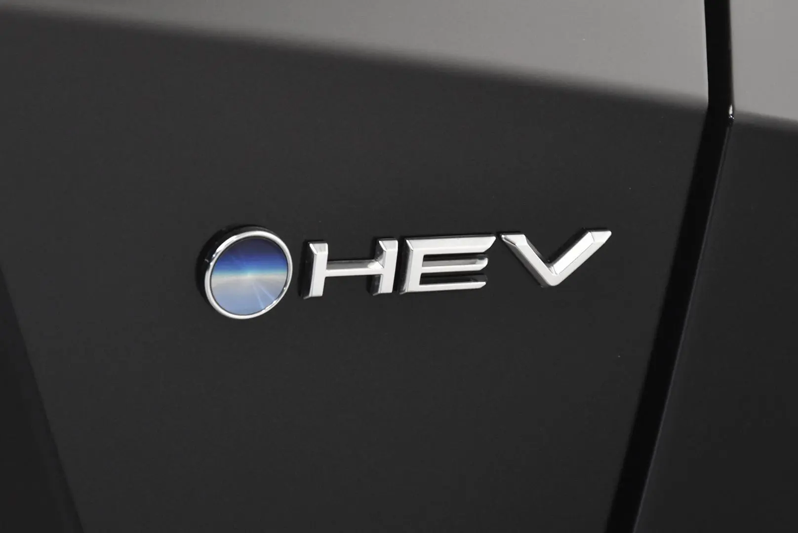 2025 Toyota C-HR Gallery Image 7