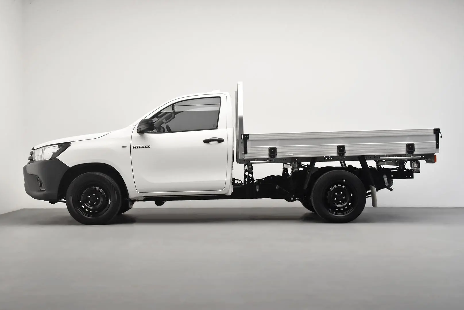2023 Toyota Hilux Gallery Image 4