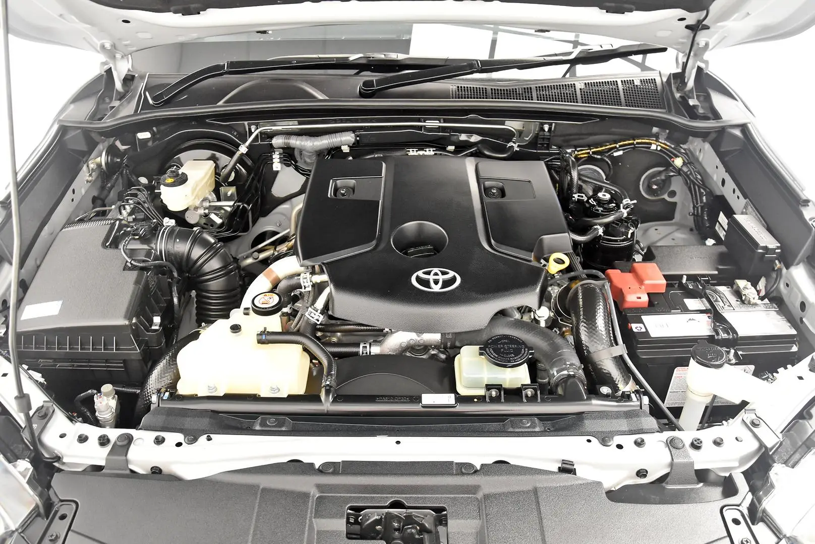 2021 Toyota Hilux Gallery Image 22