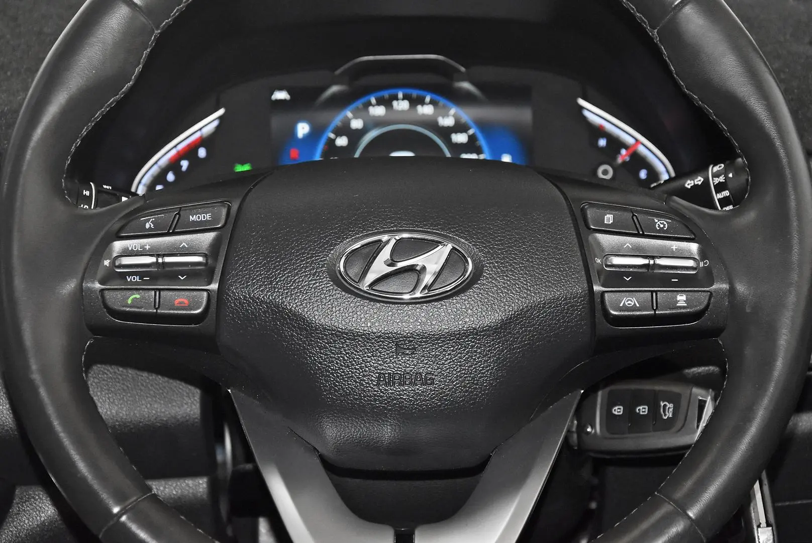 2021 Hyundai i30 Gallery Image 15