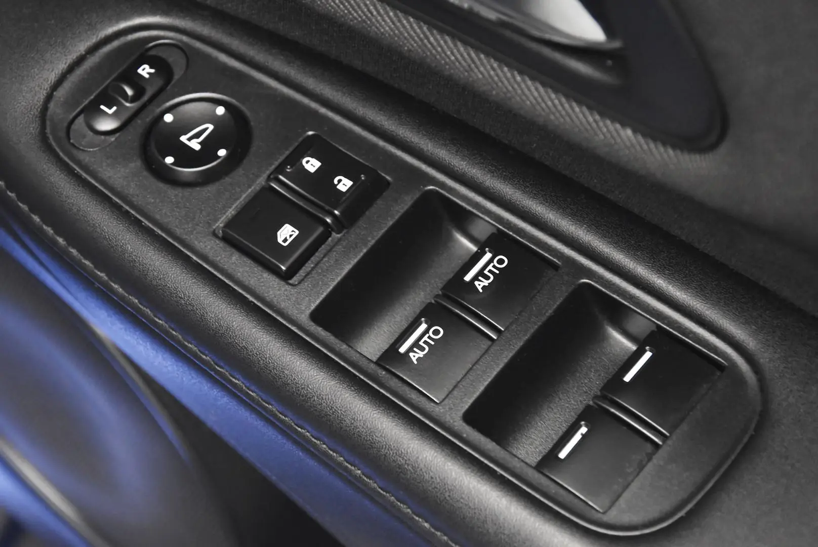 2020 Honda HR-V Gallery Image 9