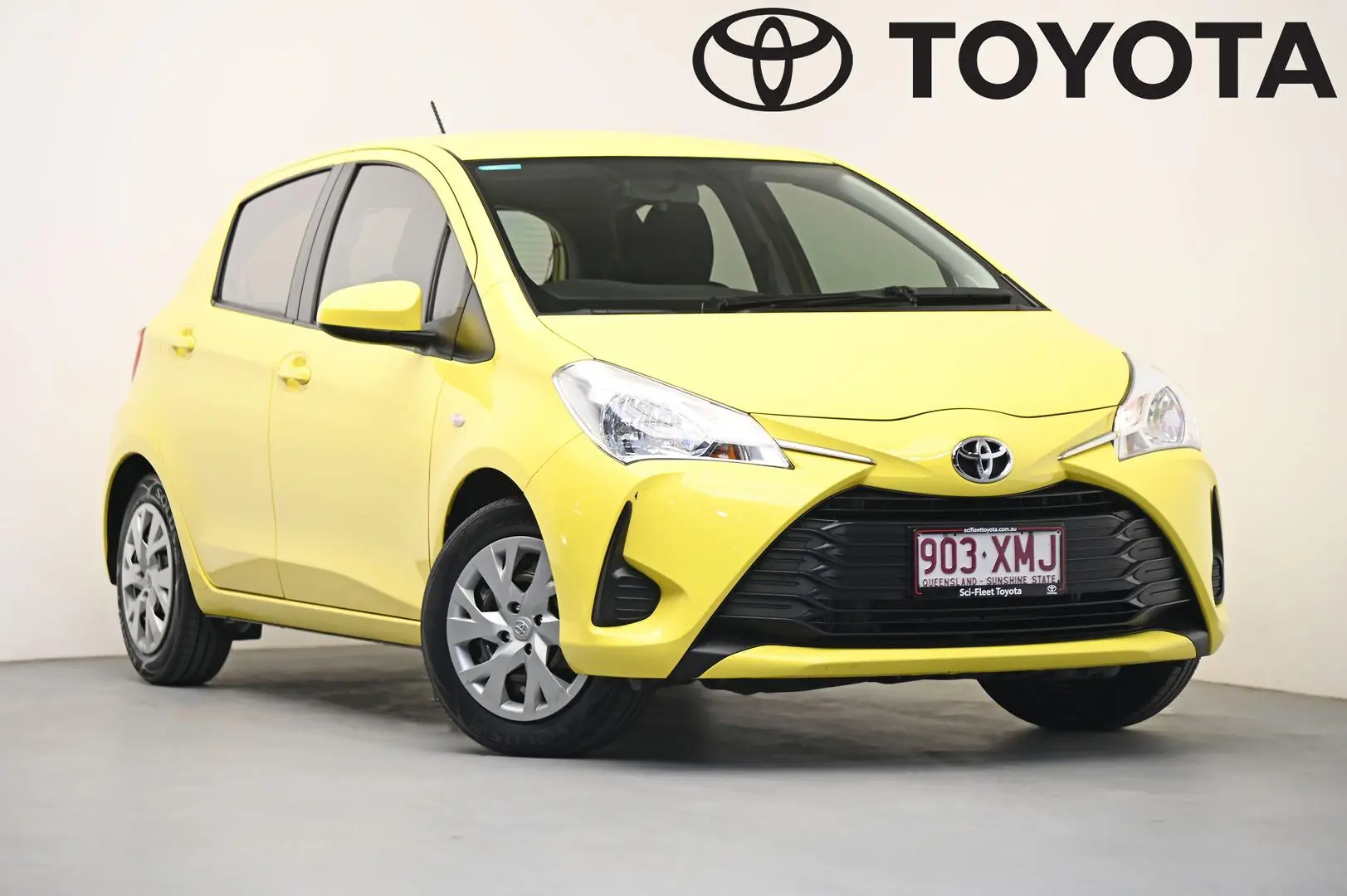 2017 Toyota Yaris Image 1