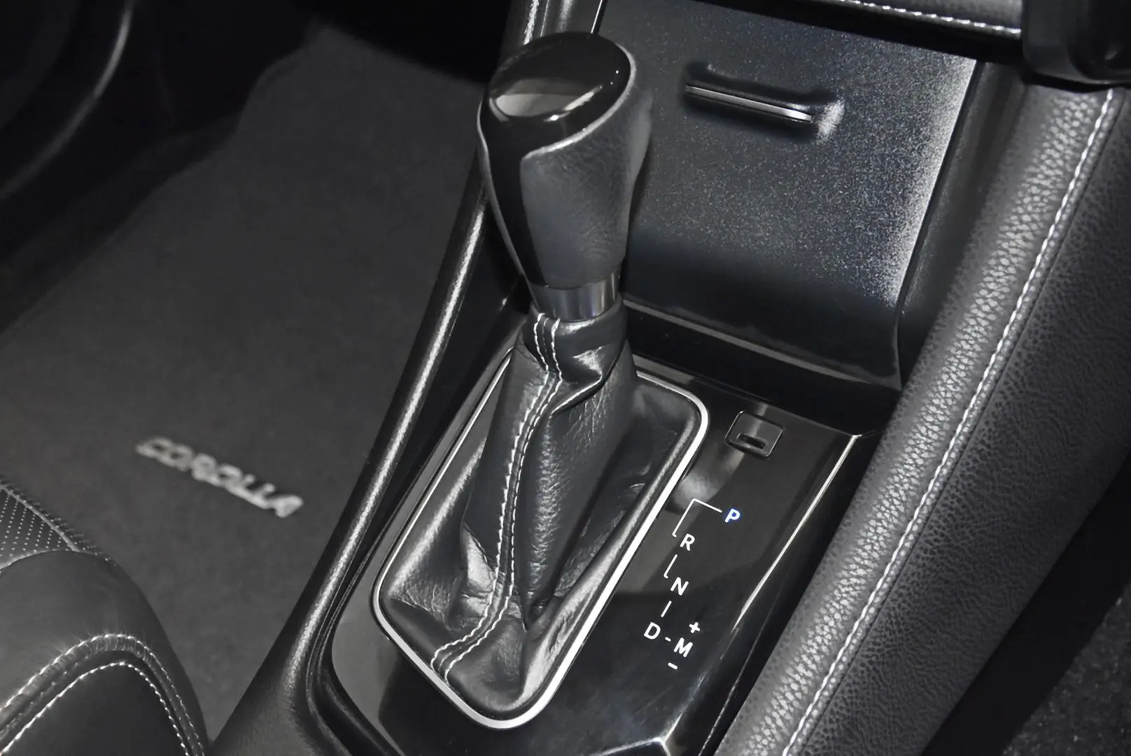 2016 Toyota Corolla Gallery Image 14