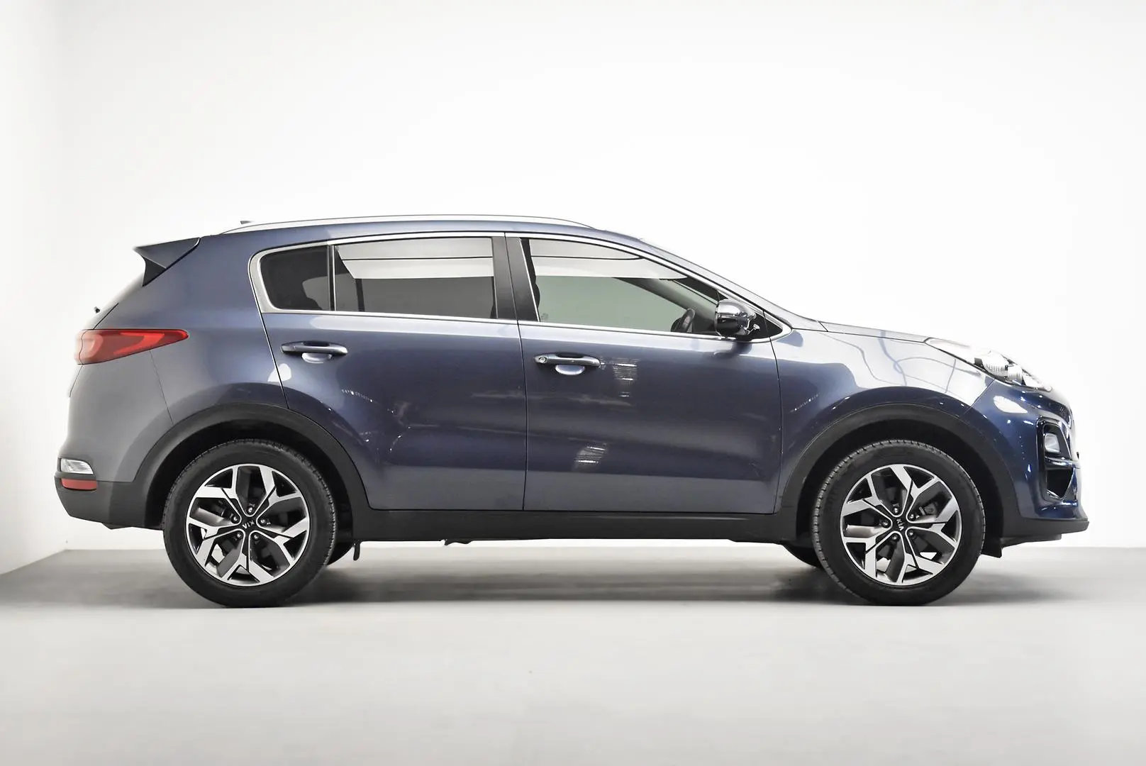 2019 Kia Sportage Gallery Image 3