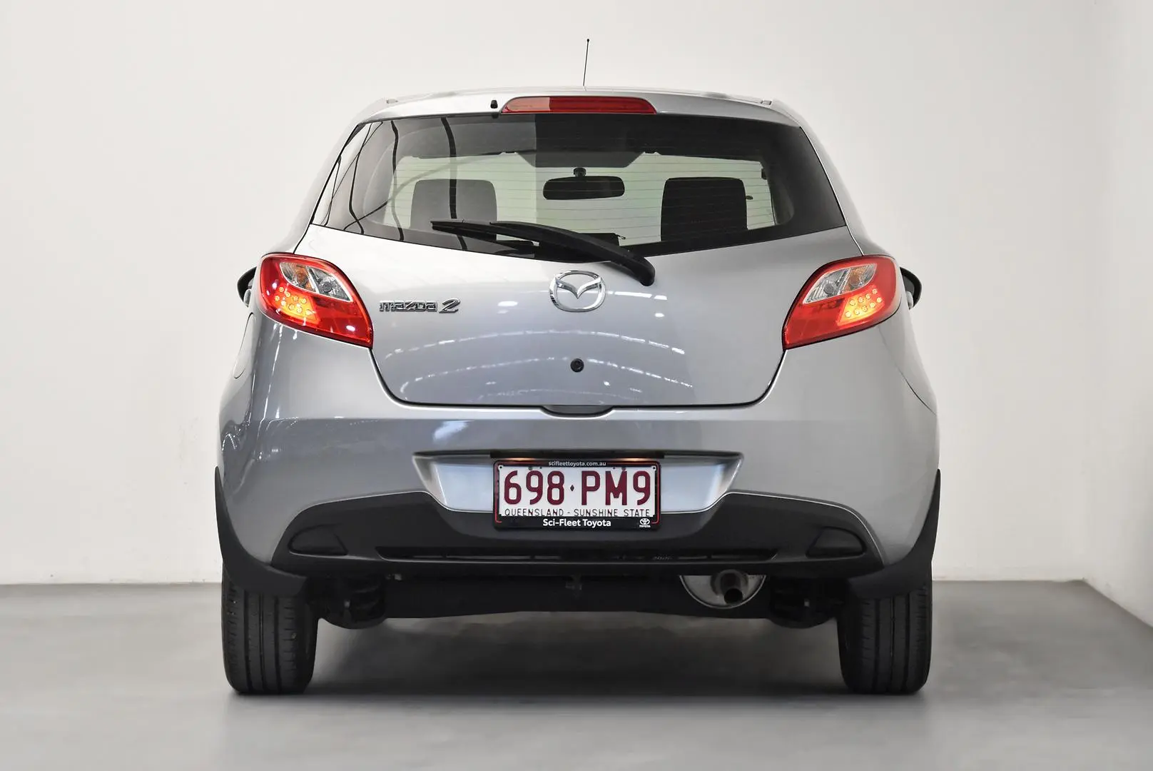 2014 Mazda 2 Gallery Image 6