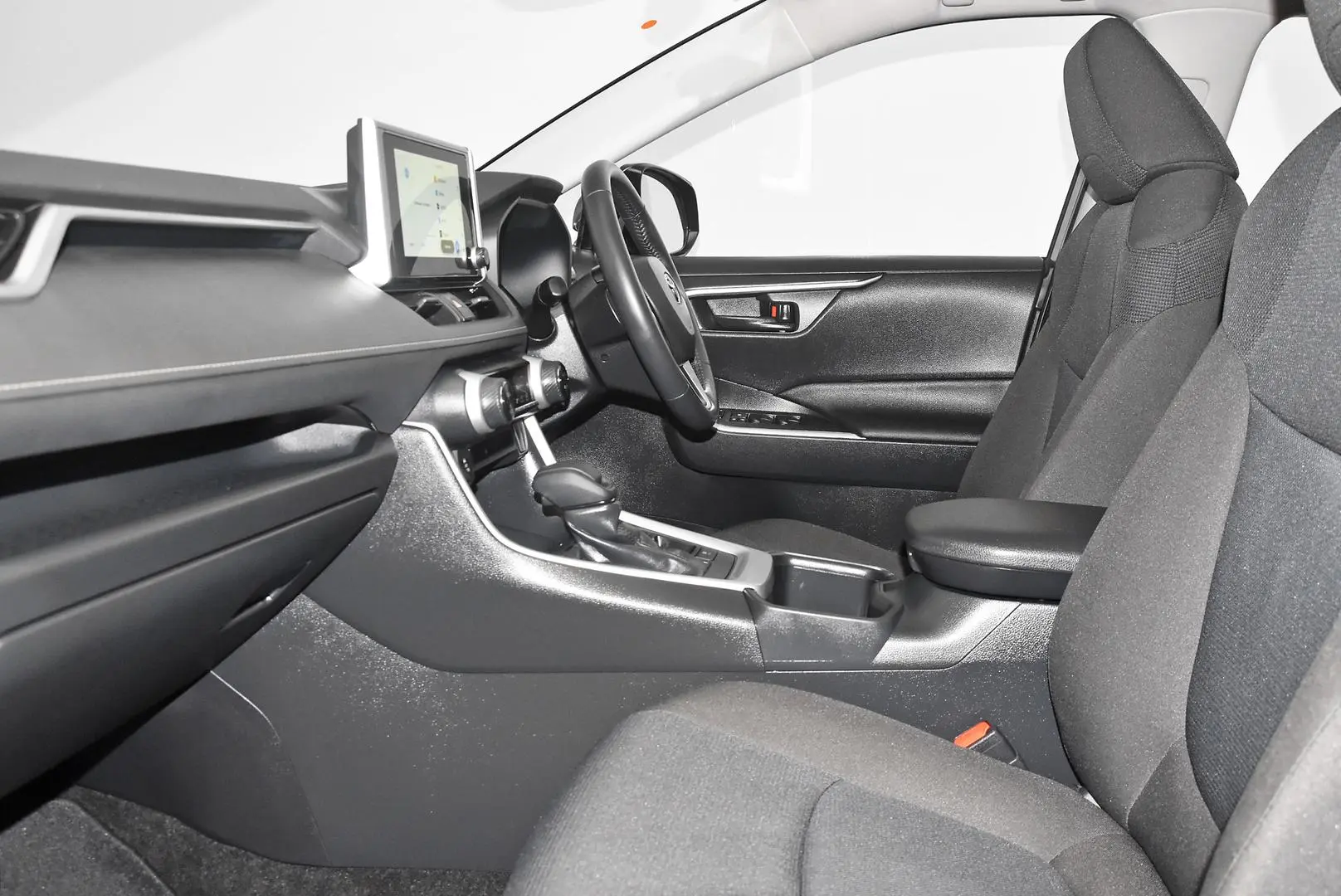 2024 Toyota RAV4 Gallery Image 18