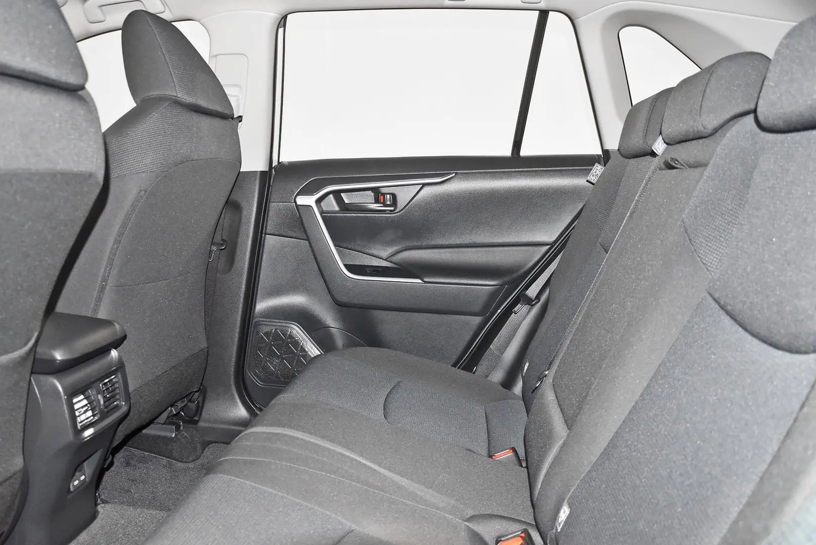 2024 Toyota RAV4 Gallery Image 19