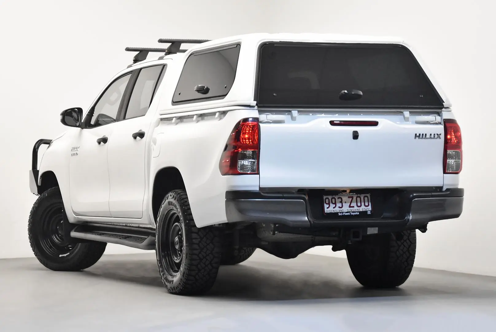 2020 Toyota Hilux Gallery Image 5