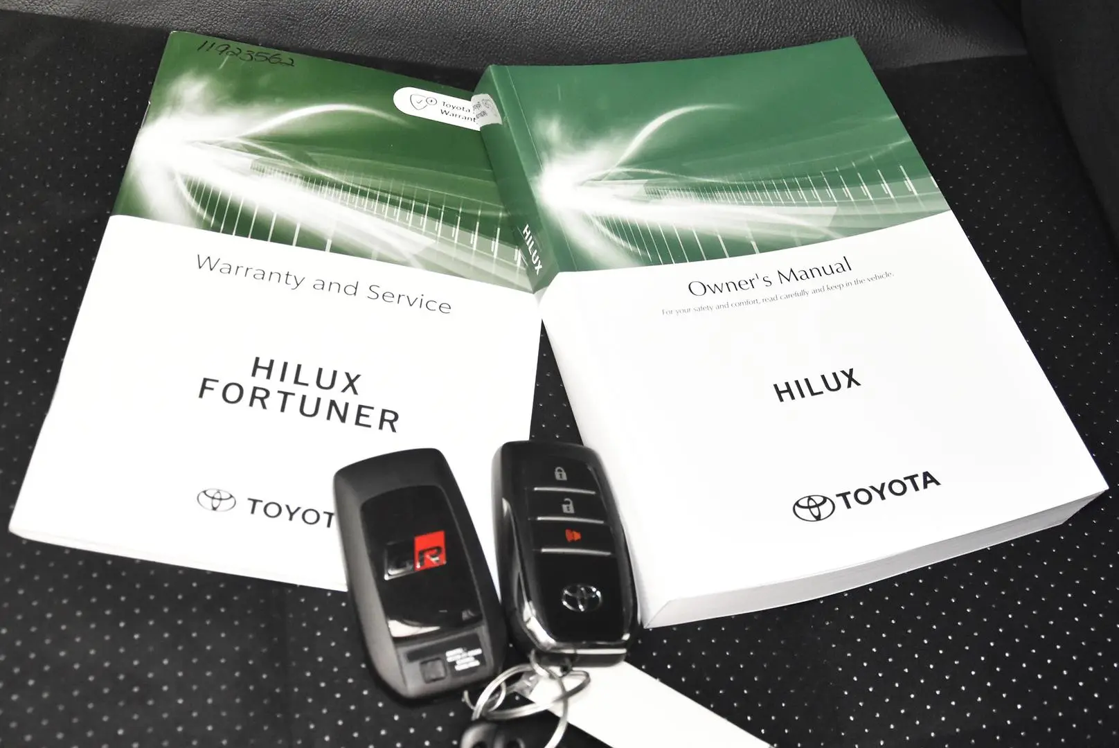 2025 Toyota Hilux Gallery Image 19