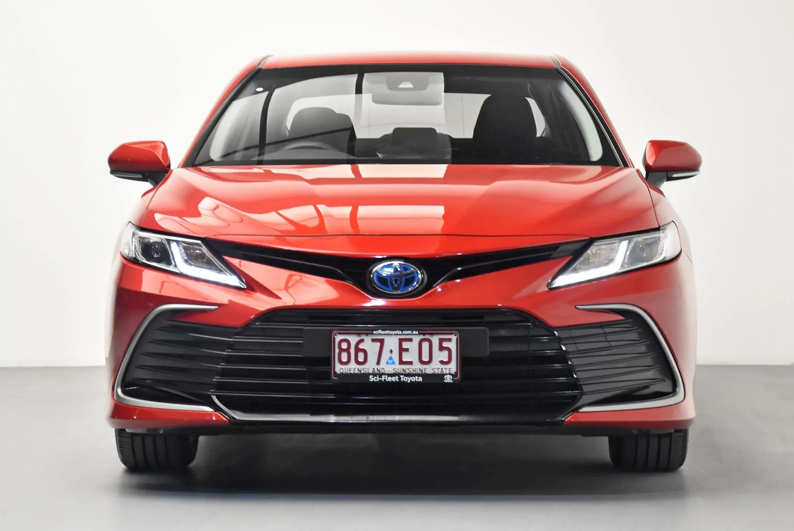 2022 Toyota Camry Gallery Image 2